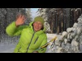Region de San Petersburgo (Rusia), naturaleza  - esquiar en noviembre.
