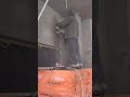 Резка железобетонной перемычки дисковым резаком с водой. Увеличиваем высоту входного дверного проёма
