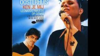 Trijntje Oosterhuis - Walk on by chords