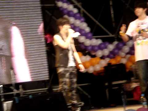 2011.05.21張芸京星光台啤110  唱生日快樂
