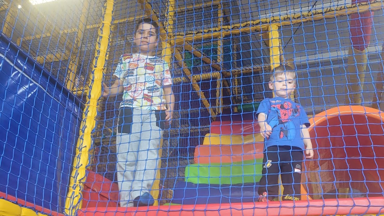 Having fun at Jungle Joe's Part 1!