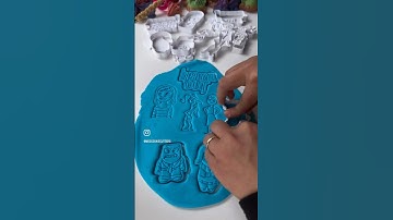 Inside-Out Cookie Cutters and Stamps #CookieCutterCreations #StampAndBake #BakingInnovation #diy