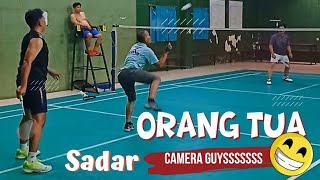 Badminton (MD) | Mbah banyak gaya nih, ngarti bener masuk tipi, sehat terus mbah, hehehe SS40+ #13