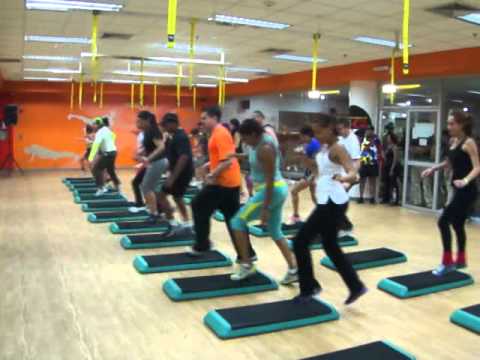 Golds Gym a Full Step - Prof Joumer Palacio video phone beyonce mp3