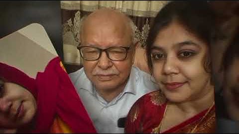 অভিনেত্রী শাওনের চেয়ে ১৫ বছরের ছোট মেয়েকে বিয়ে করে তার বাবা। ফলে বাবাকে শারিরিক নির্যাতন করে শাওন