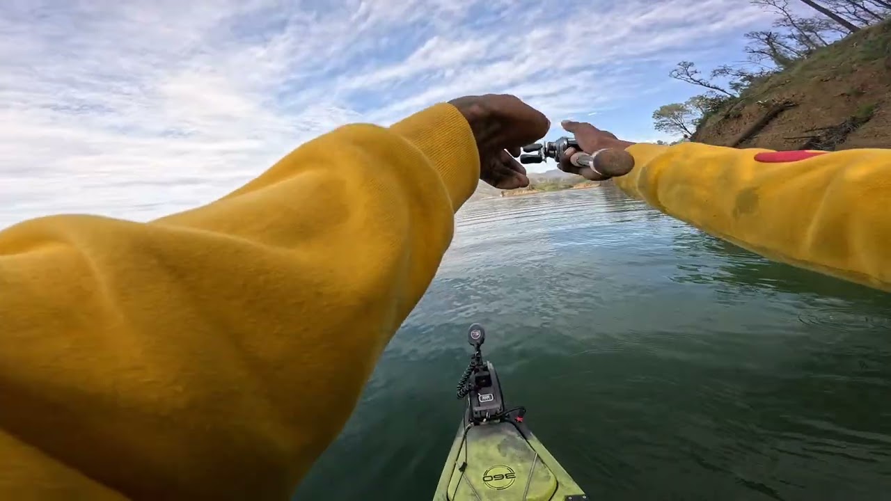Lake BERRYESSA BASS FISHING ( END OF WINTER