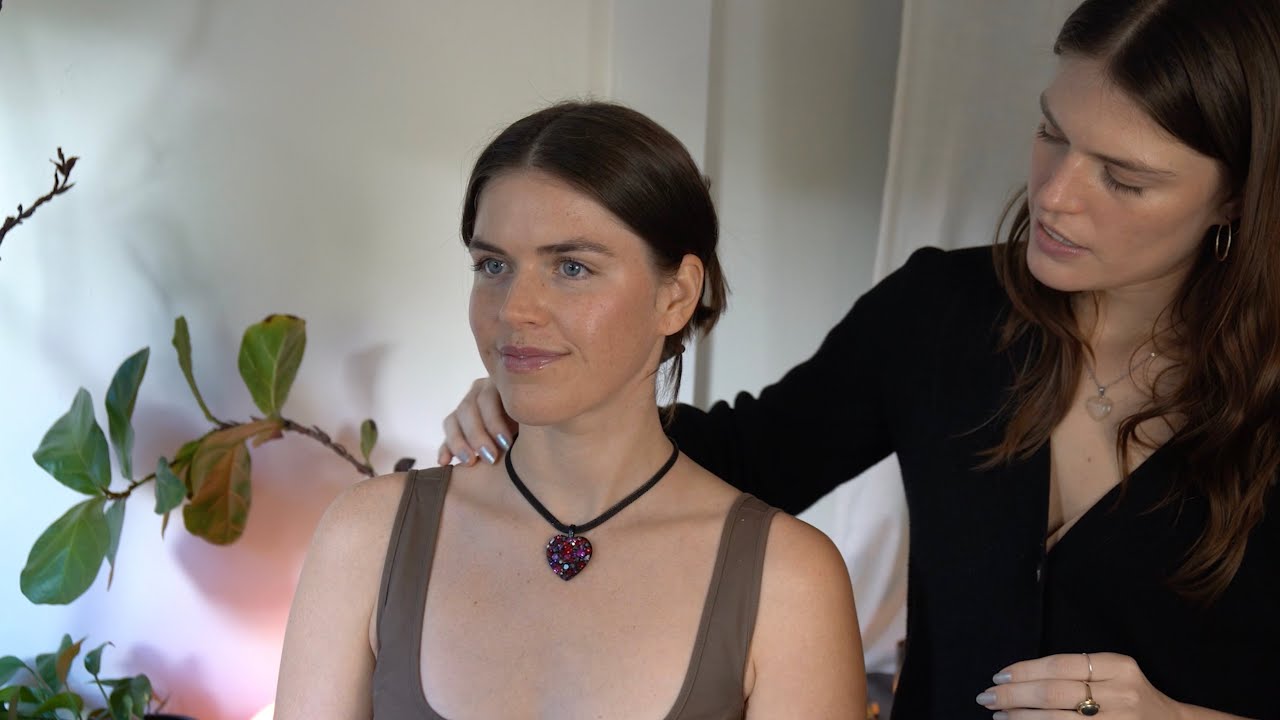 ASMR Luxury & Vintage Jewelry Shopping/Try-On 💎(Whisper, Jewelry Sounds)