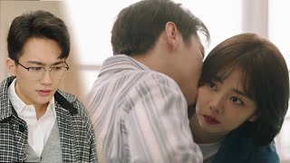 видео: Проявление любви со стороны президента в округе вызывает зависть у его одиноких друзей!🍑 картинка: Проявление любви со стороны президента в округе вызывает зависть у его одиноких друзей!🍑