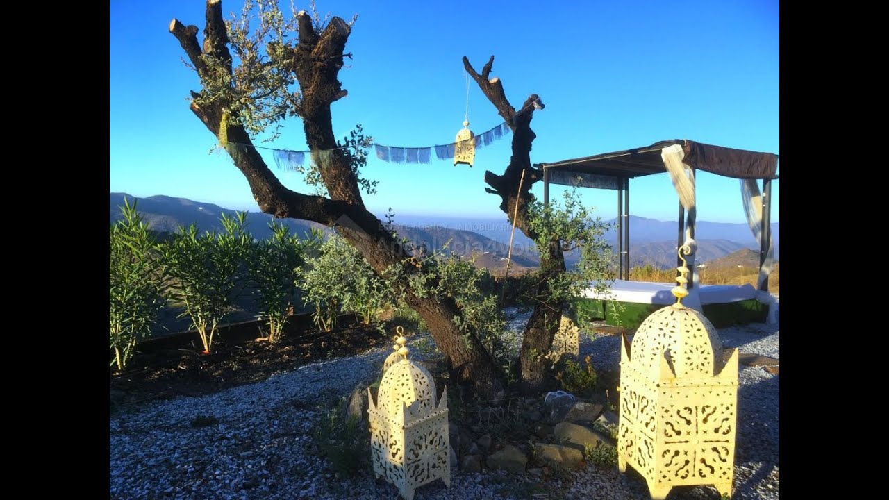 SOLD: Unique country residence with breathtaking views close to ¨El Saltillo¨ REF:A4U2349