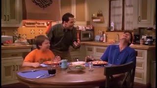 Two and a half men  Bloopers