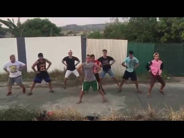 Hala Mahulog Budots Dance Step class=