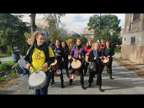 Μουσική διαμαρτυρία για να ανοίξει ένα απ'τα νοσοκομεία της Θεσσαλονίκης που κλείσαν τα μνημόνια