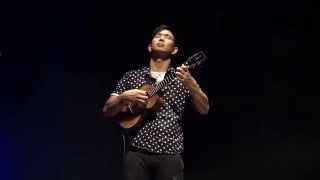 Jake Shimabukuro - "Ave Maria" - Live in Panama City - 4K Video chords