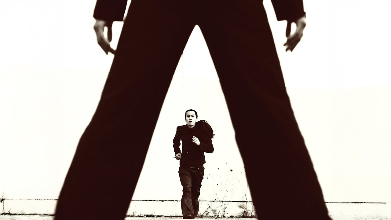 Guarda Soran - Daystar (Official Visualizer) su YouTube Guarda Soran - Daystar (Official Visualizer) su YouTube