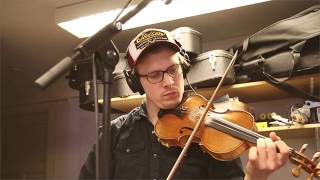 One man bluegrass band - "The Red Haired Boy"