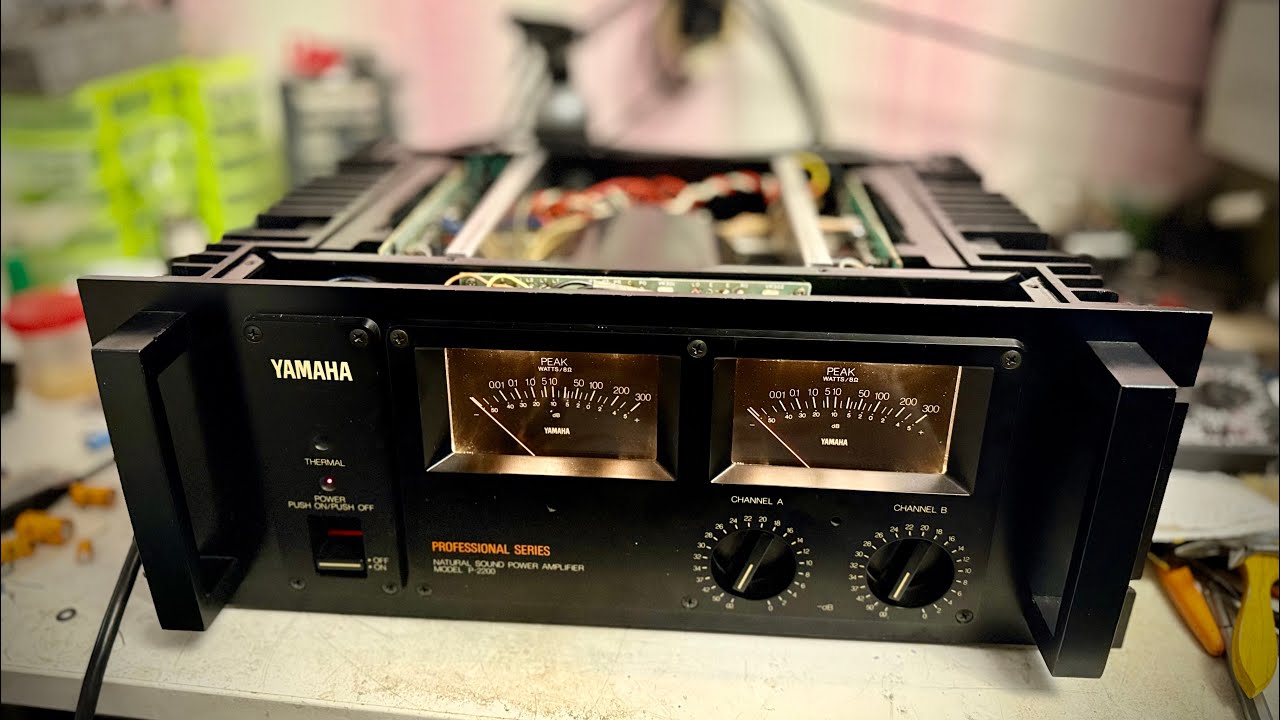 Yamaha P-2200 (18050) maintenance - YouTube