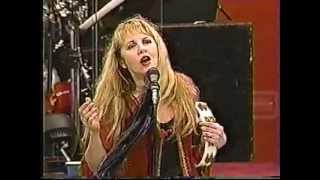 Stevie Nicks - Twisted 08-14-1998 Woodstock chords