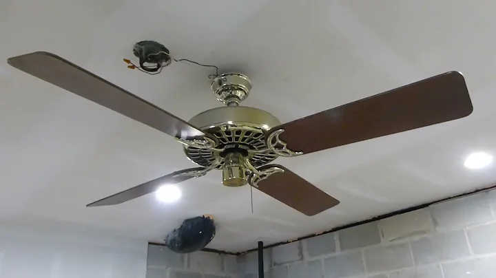 52" Hunter Original Ceiling Fan c.1989