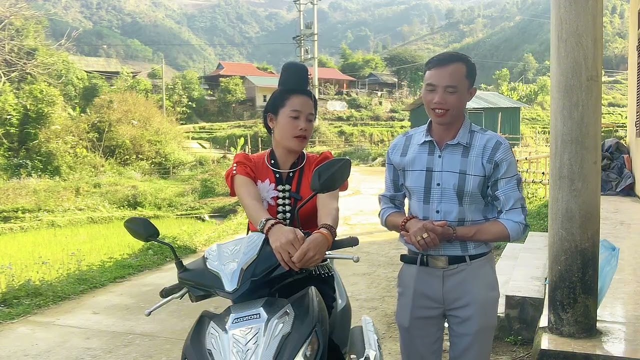 phương anh gặp nghệ nhân mới ở Bản có hua Na👨‍🎨💁❤️❤️🌹🌹