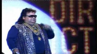 Bappi Lahiri & Shreya Ghoshal Singing 'Oo La La'