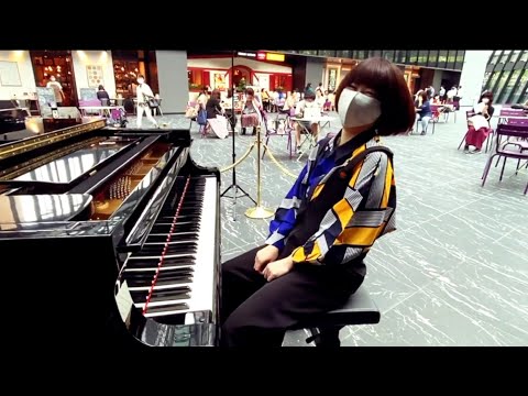 【感動】誰もいないピアノで名ドラマ曲を演奏したら…めぐり逢えた奇跡が涙の色を変えた！