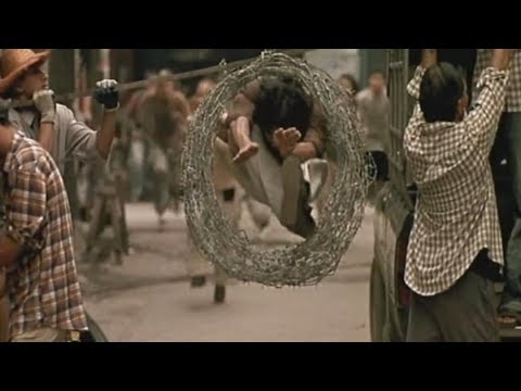 Ong Bak (2003) Tony Jaa Persecucion Scene