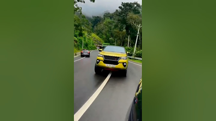 MODIFIED GOLDEN FORTUNER 🥵 HEAVY DRIVING AT HIGHWAY 😎😵‍💫🤔 #trending #shorts #gold #4wd #fortuner #