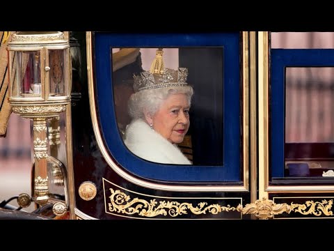 Video: Cum Caută Regina Marii Britanii Un șofer