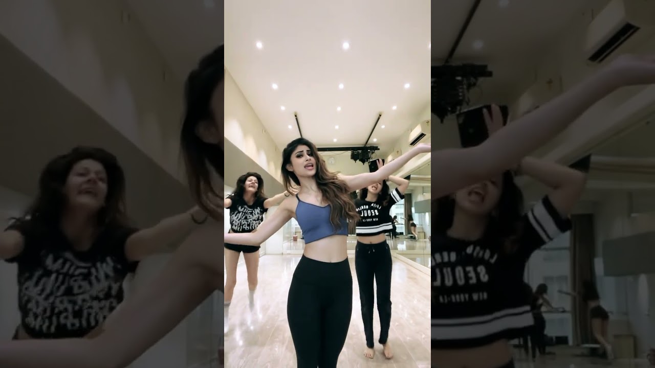 Mouni Roy Cute Reel Trending Bachpan ka Pyaar 