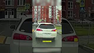 Правила? 😂 Они о них не слышали! 🚘🙈#дтп #видеорегистратор #авария