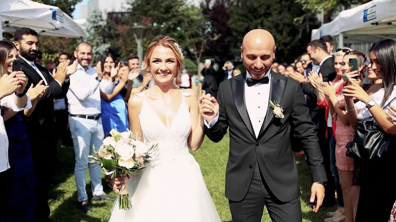 Cansu ile Ali'nin Düğün Hikayesi Kadıköy Evlendirme Dairesi