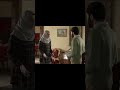 بضحك كل مره بشوف المشهد ده