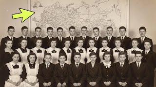 1952 год. Фото школьного класса с картой, которая предсказала будущее России!