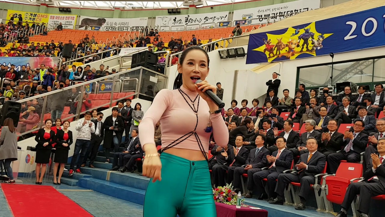 지원이; [트로트메들리1] 17.3.30일 청도 소싸움경기장