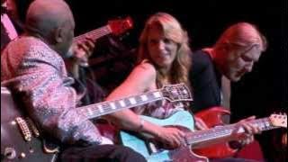 B.B. King-Rock Me Baby (3/6) Live at the Royal Albert Hall 2011