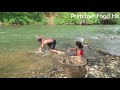 Primitive life - Survival skills Meet River bath girl who caught a big catfish - River bath meet