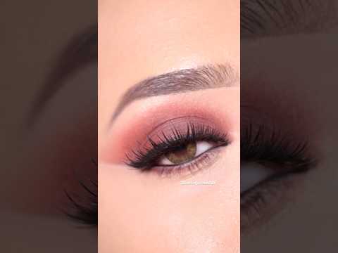 Maroon Smokey Eyeshadow Look || Very simple makeup || shilpa #shorts #eyemakeup