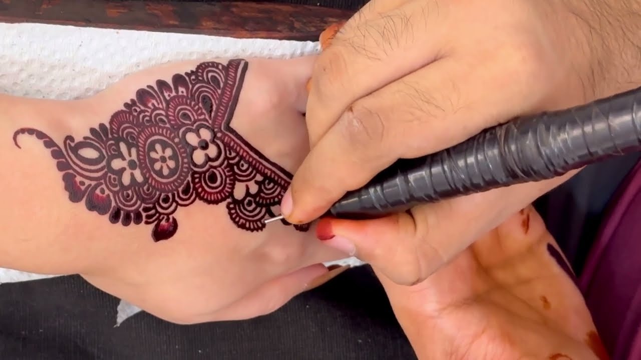 injection Mehndi | simple design | 9 Oct 2023 #hassanmehndiparlour  #mehndi  #mehndidesign i