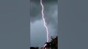 ⛈⚠️😭LOUD & SCARY THUNDERSTORM LIGHTING SOUND EFFECT #asmr #asmrsounds #scary #viral #trending#shorts