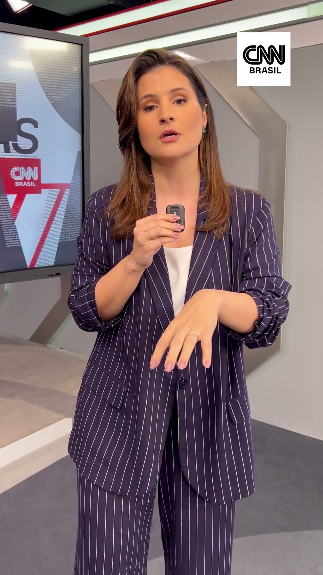 Economia: 2025 será um ano desafiador para o Brasil, diz Débora Oliveira