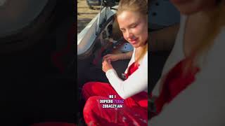 Gdzie znajduje się kod lakieru w Aston Martin vantage?🤔#ferrari #astonmartin #day #girl #life