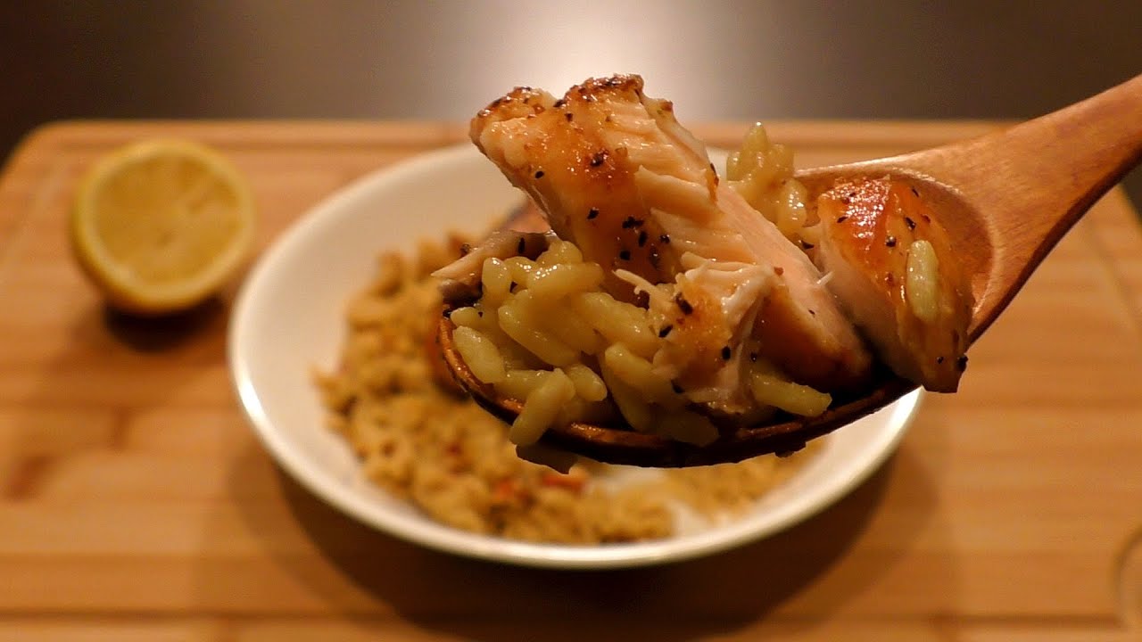 ASMR: Eating Salmon & Rice (No talking)