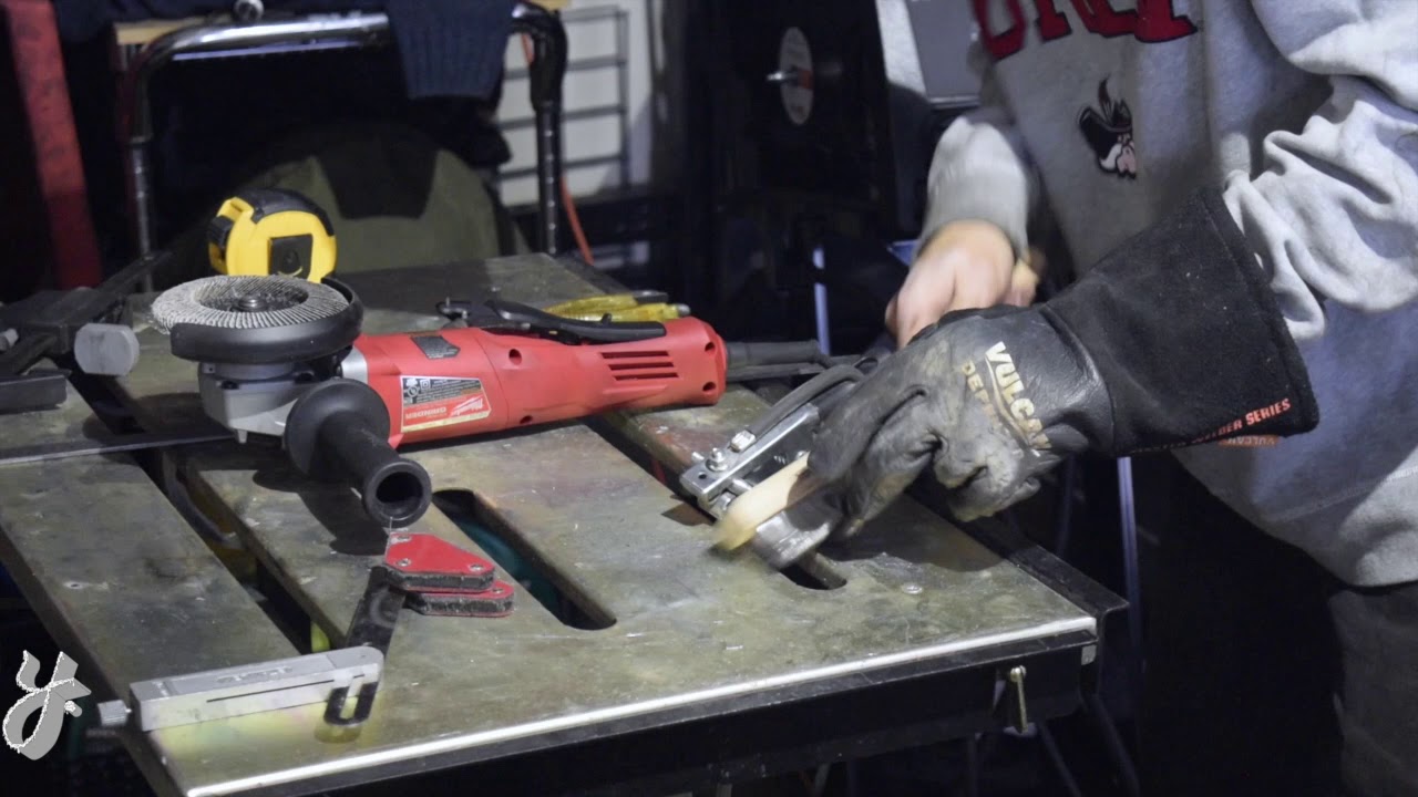 Welding new exhaust hangers on the E30! YouTube