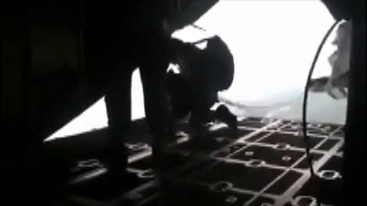 ⁣Paratrooper Accidentally Deploys His Reserve Parachute Inside Plane