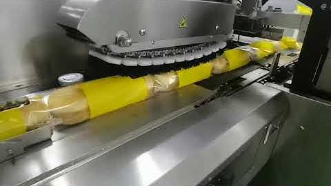 Plastic Tray with 2 Cakes Box Motion Flow Wrapping Machine with Nitrogen Charging, Flow Wrapper