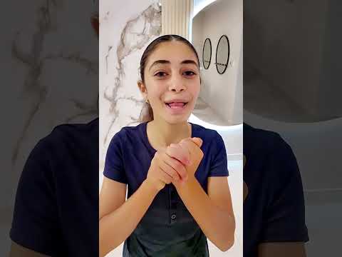 هههه لا أستطيع إخفاء سر عن أمي