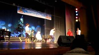 Scufita Rosie - Asociatia Sfantul Stelian