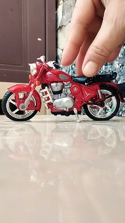 Royal Enfield Bullet 350CC Classic 350CC Offroading Himalayan Diecast scale model miniature stunt