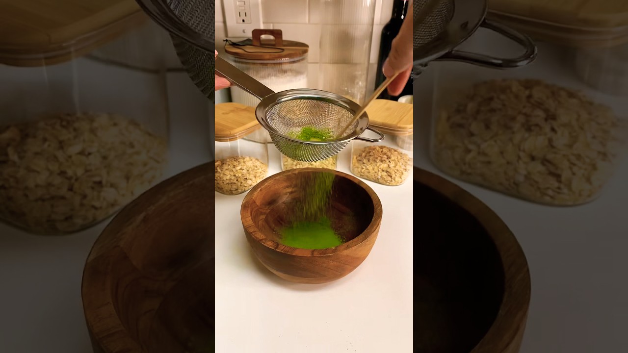 Mint Chocolate Matcha Overnight Oats: The Dessert-Inspired Breakfast You Need 