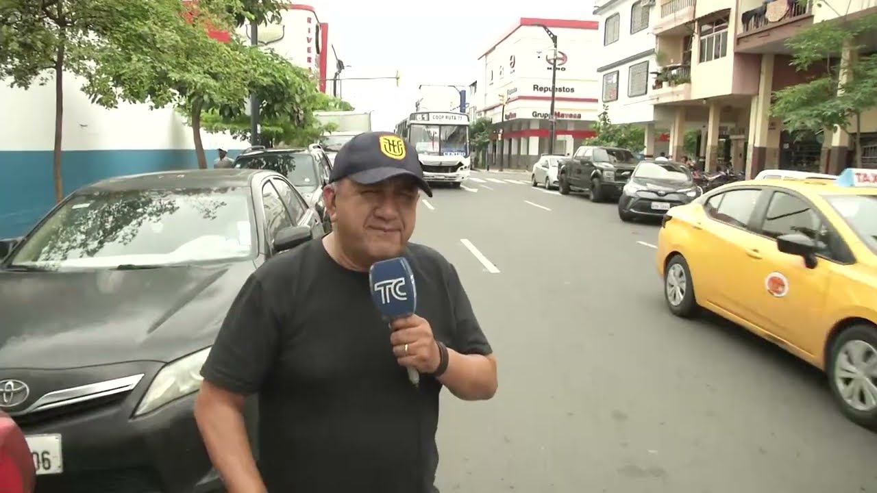LE DISPARARON MIENTRAS DESAYUNABA